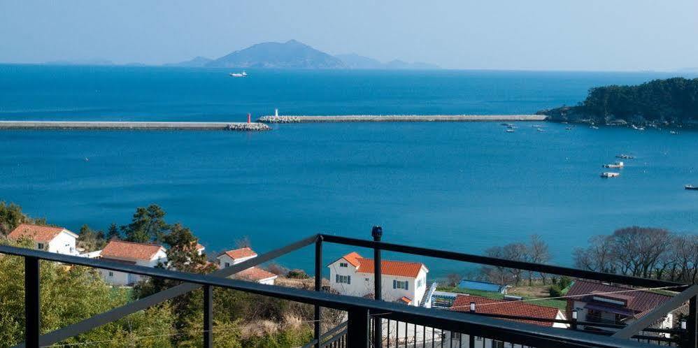 Hotel Aria Pension Namhae Zewnętrze zdjęcie