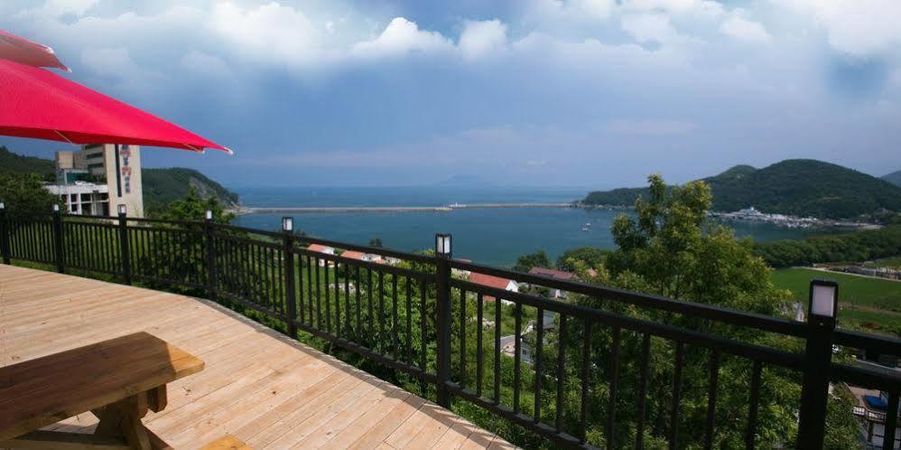 Hotel Aria Pension Namhae Zewnętrze zdjęcie